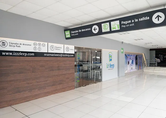 Izzzleep Aeropuerto Terminal 1Airport Hotel